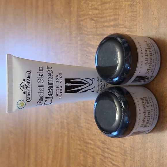 MIRACLE OF ALOE Skincare Lot - Picture 2 of 4
